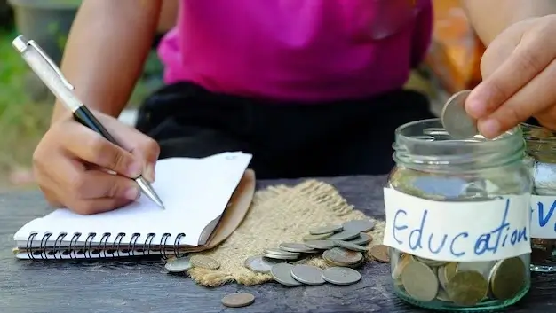 Student budgeting her money